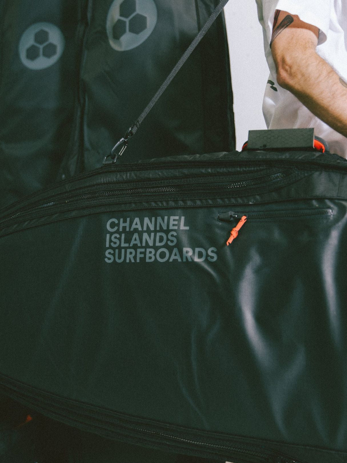 Traveler Triple Board Bag