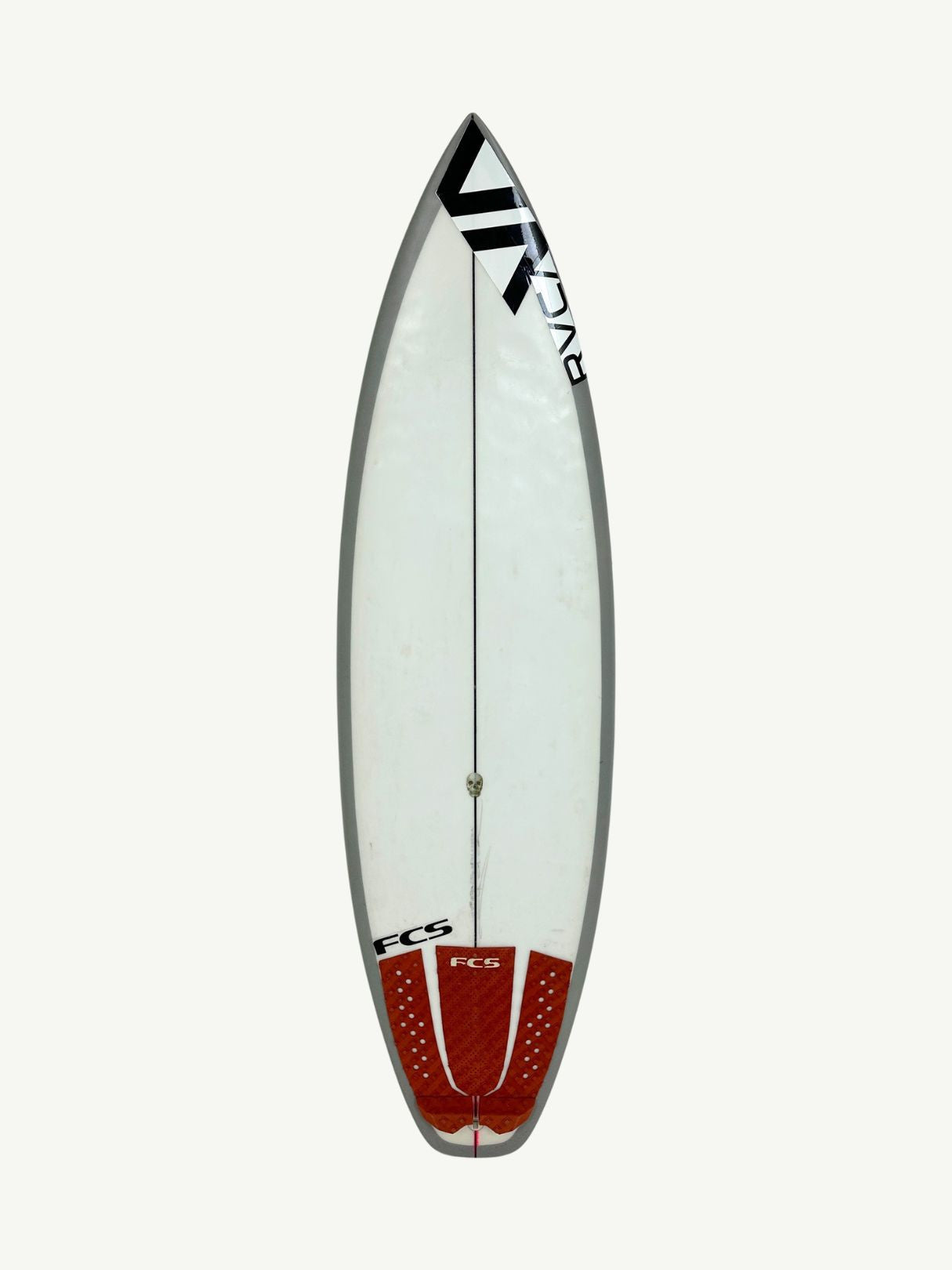 OP2 5'8" x 18 5/8" X  2 5/16", 3x  FCS 2 Fin Boxes [Good] - ID:1053095