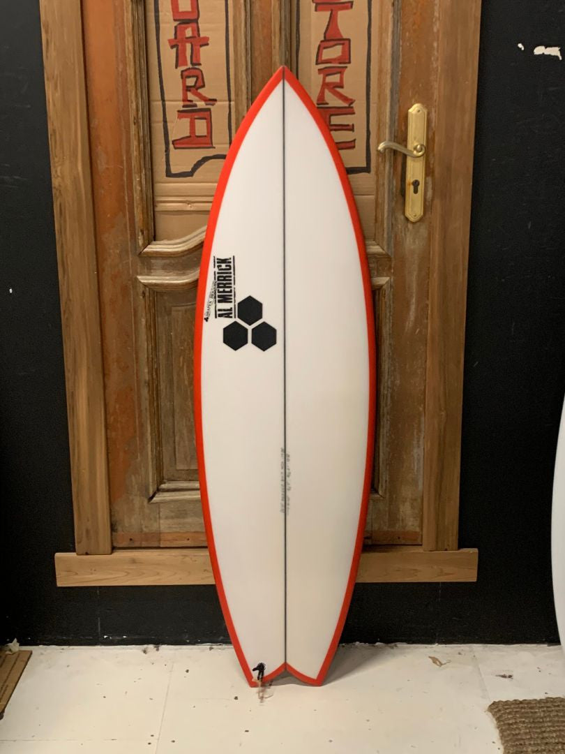 Rocket Wide - Grom V2 5'0" x 17 3/4" X  2 1/8" - 20.40L, Swallow, 3x  Futures Fin Boxes, PU - ID:273586