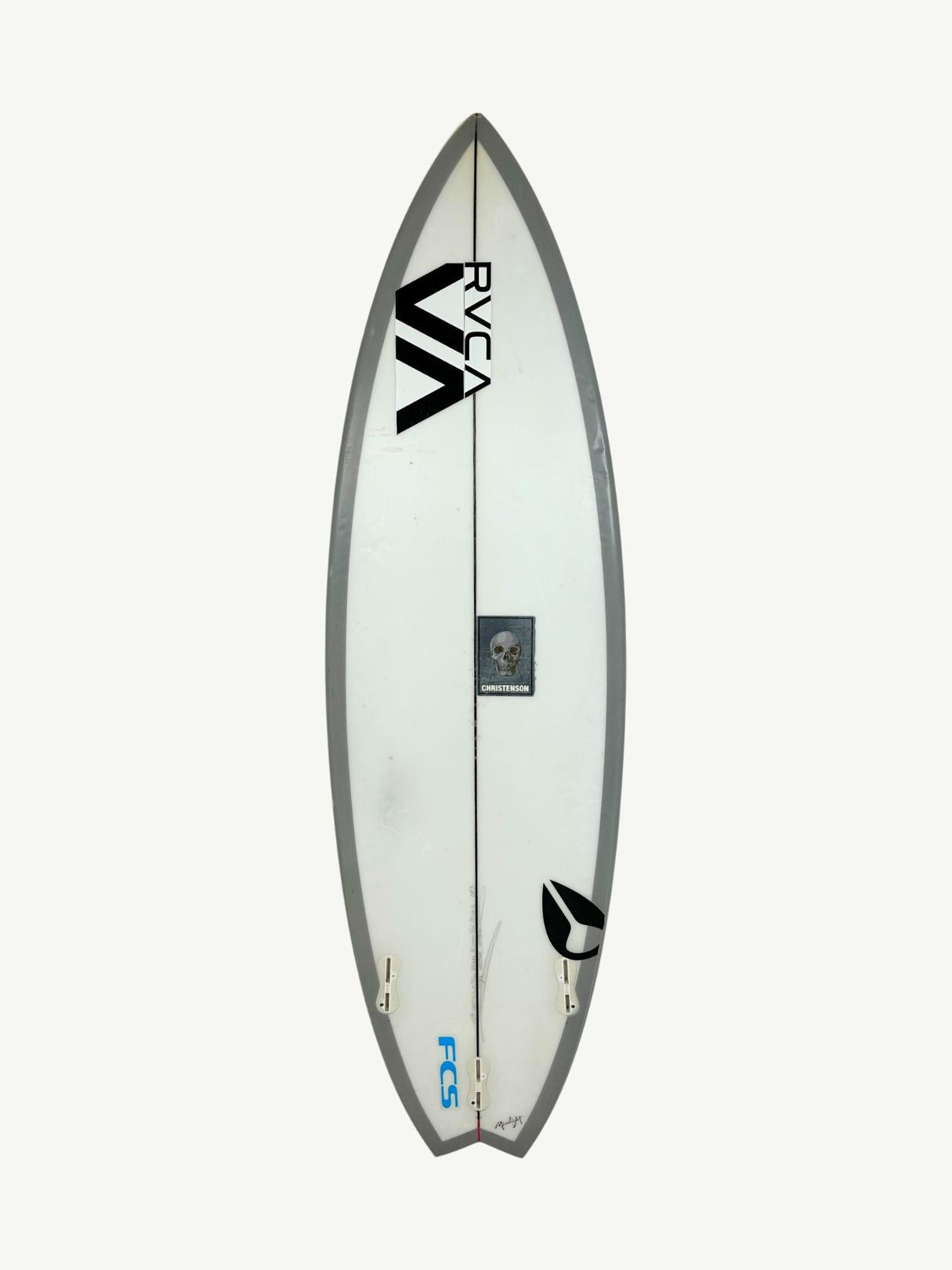 OP3 5'8" x 18 5/8" X  2 5/16", 3x  FCS 2 Fin Boxes [Good] - ID:1053119